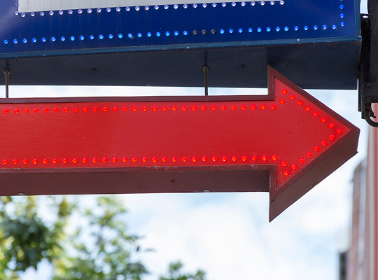 flechas led para negocios