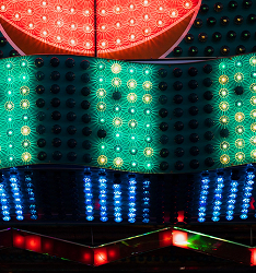 pantalla led multicolor para anuncios